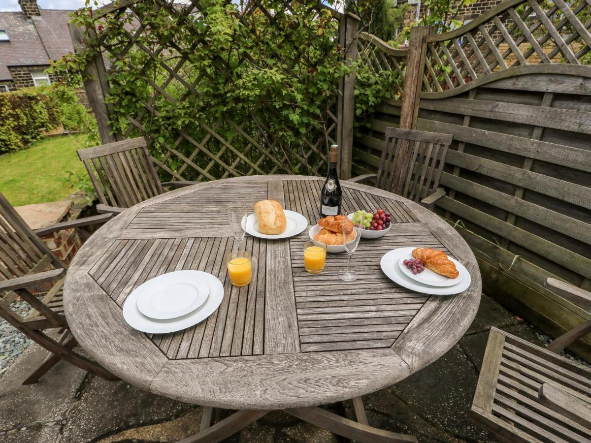 Garden Cottage Илкли Экстерьер фото